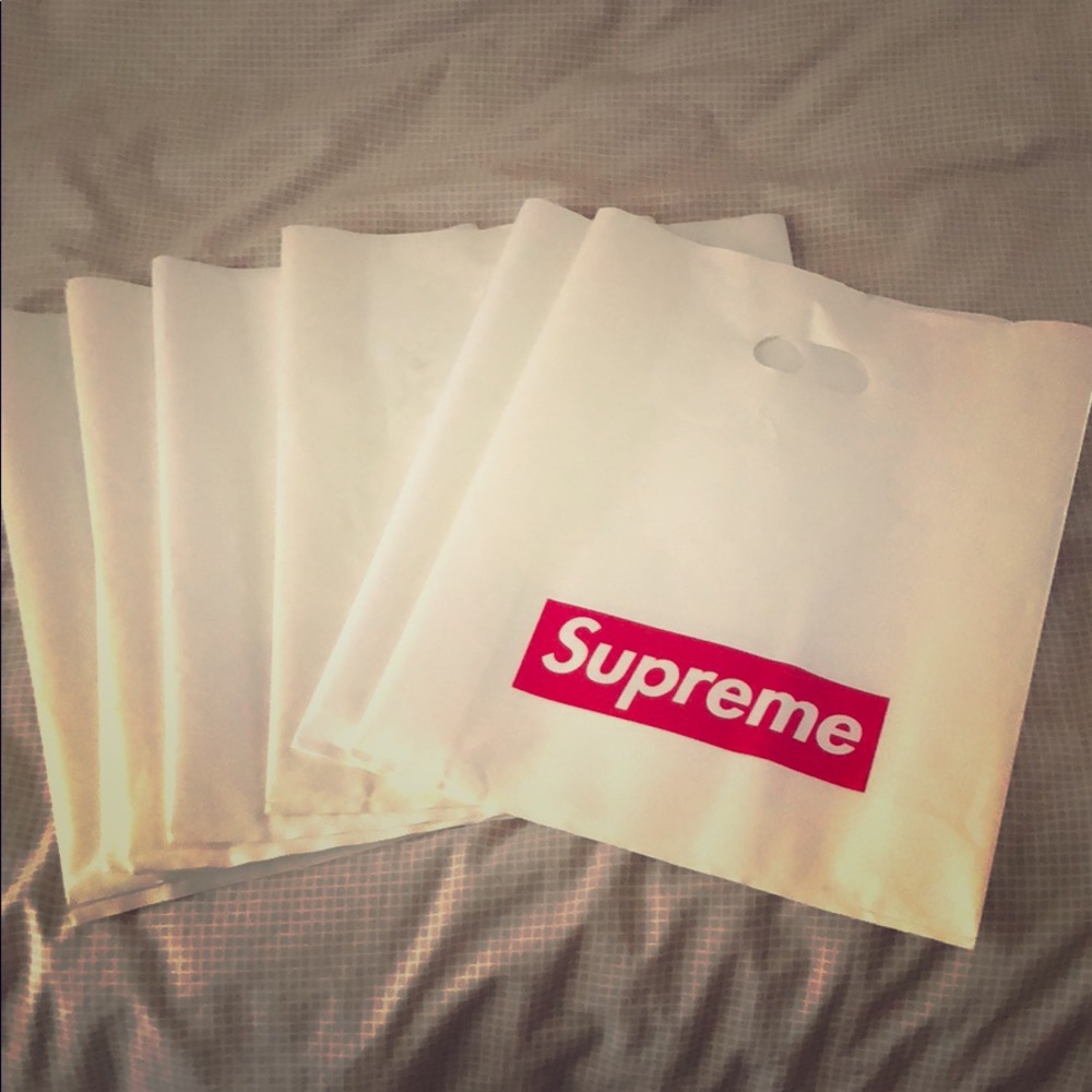 Supreme bags